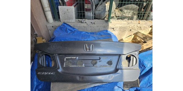 Hona civic FD6 bagaj kapağı